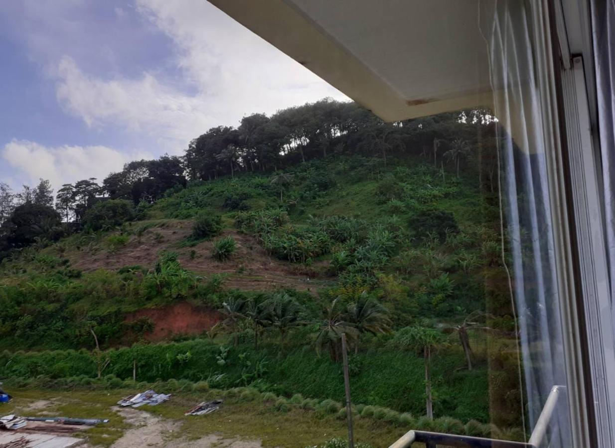 尼查住宅酒店 卡马拉海滩 外观 照片
